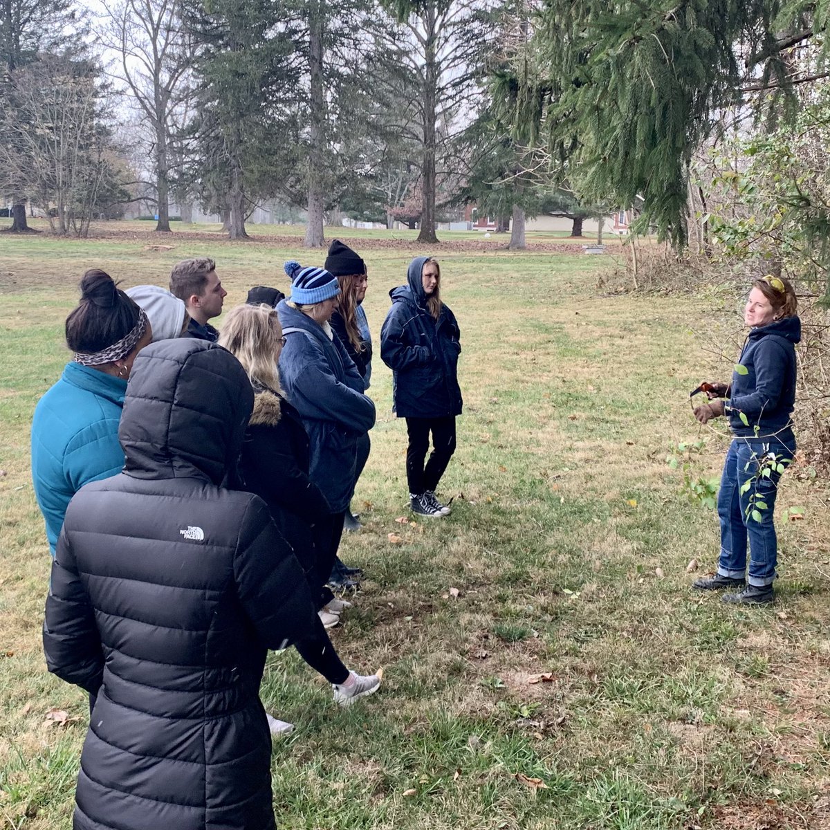 AMUscience's tweet photo. There’s no such thing as bad weather, only bad clothes! A little snow and freezing weather didn’t prevent our #sustainability class from going outside to identify and learn about #invasivespecies! #SMWC #biodiversity #SMWCscience #environmentalscience #ecology #plants https://t.co/dc5YjWyMgA