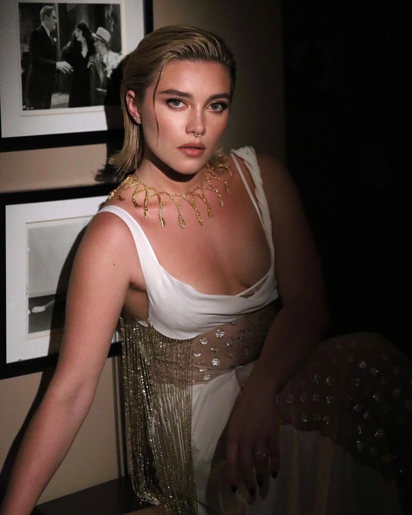 pughphotos's tweet photo. Florence Pugh by Alex Babsky before the Governors Awards https://t.co/aJC6zX5iFp