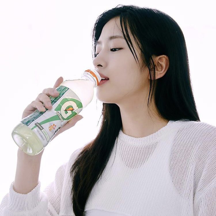 cinnayujin's tweet photo. #ANYUJIN #안유진 #유진
#MAMAVOTE #ive #아이브 https://t.co/UqfaCNYgSK