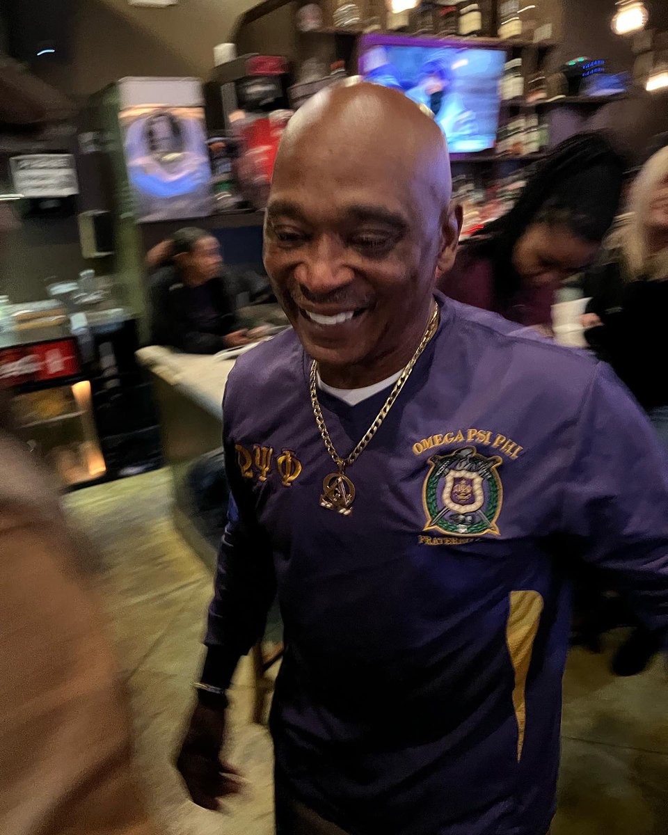 indigocigars's tweet photo. Happy birthday UNC… #cigars #cigarsyndicatenola #square #nobles #clyde #shriners #mason #nola #platta #saturday #birthday https://t.co/ceN8BlxOBz