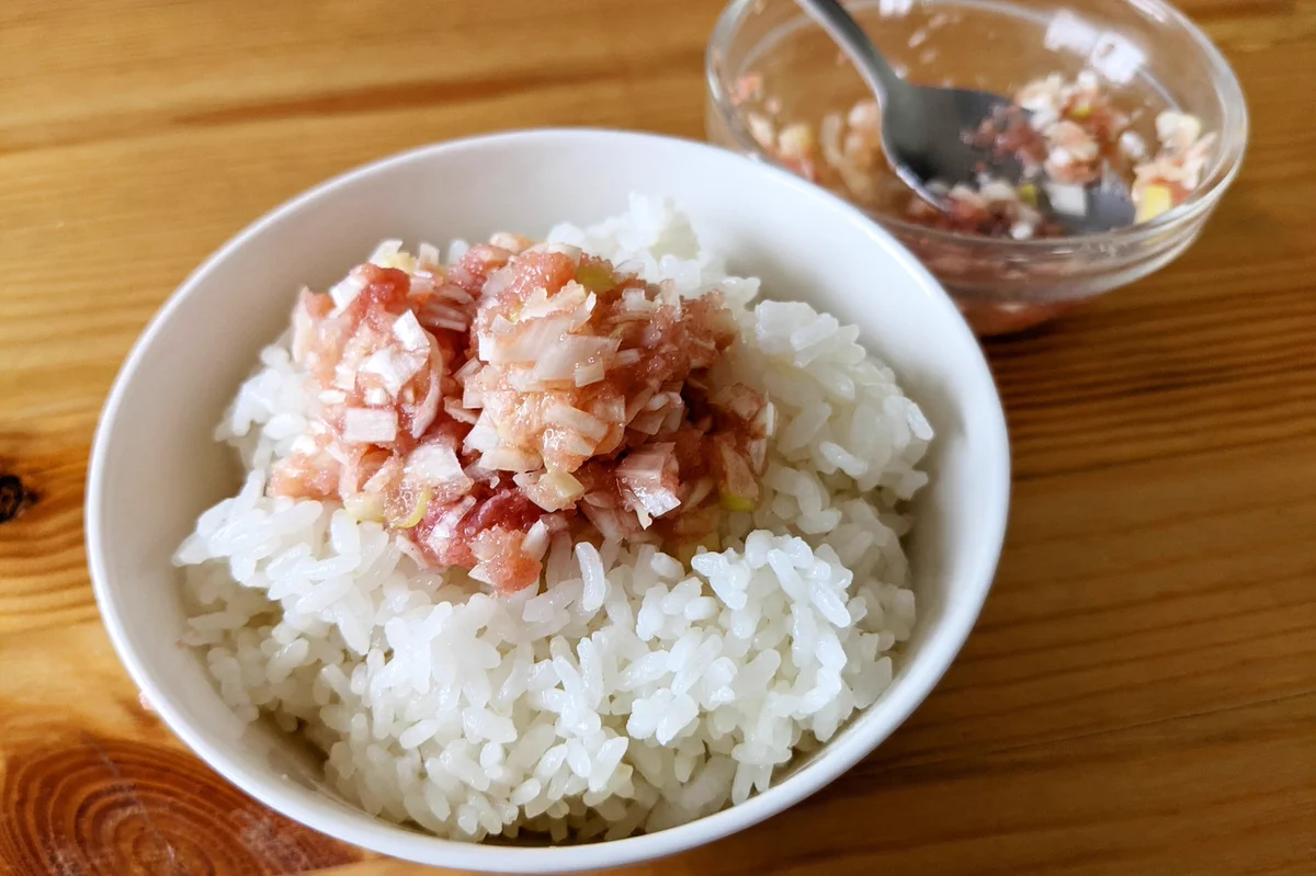 このひと手間で旨味倍増！ご飯がすすむ「ネギたらこ」。