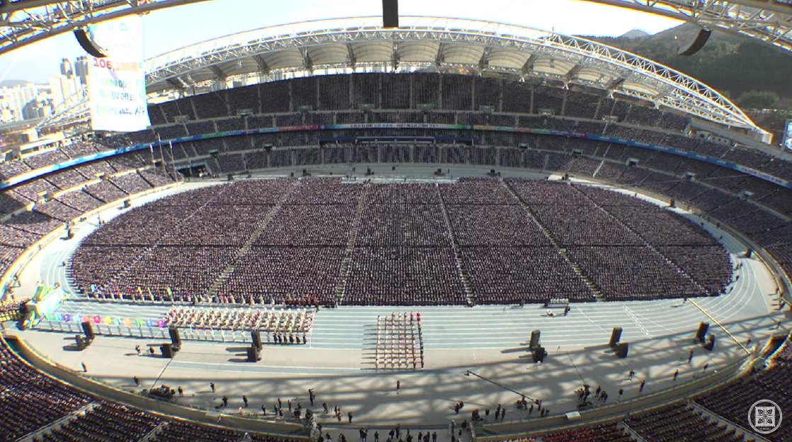 ⭐️again 2019
⭐️다시 쓰는 10만수료식의 신화
⭐️2022 신천지 12지파 10만 수료식!

🌟유튜브 라이브 &amp; 바로보기 시청 링크
bit.ly/100000ko

#신천지예수교회 #10만수료식_개최 #세계최대규모  #수료생106186명 #전세계_수료생배출 #2019년에이어_2번째 #월드클래스 #질서정연 #말씀 #성경