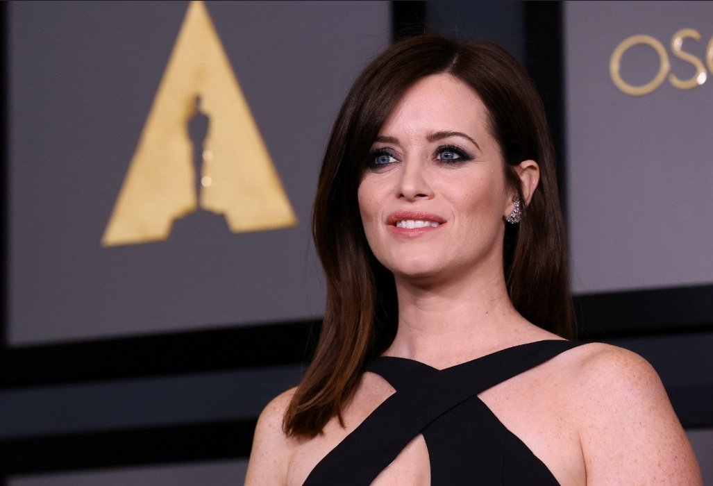 Claire Foy Brazil | Fanpage on Twitter: "COMO PODE SER TÃO LINDA?😭 #