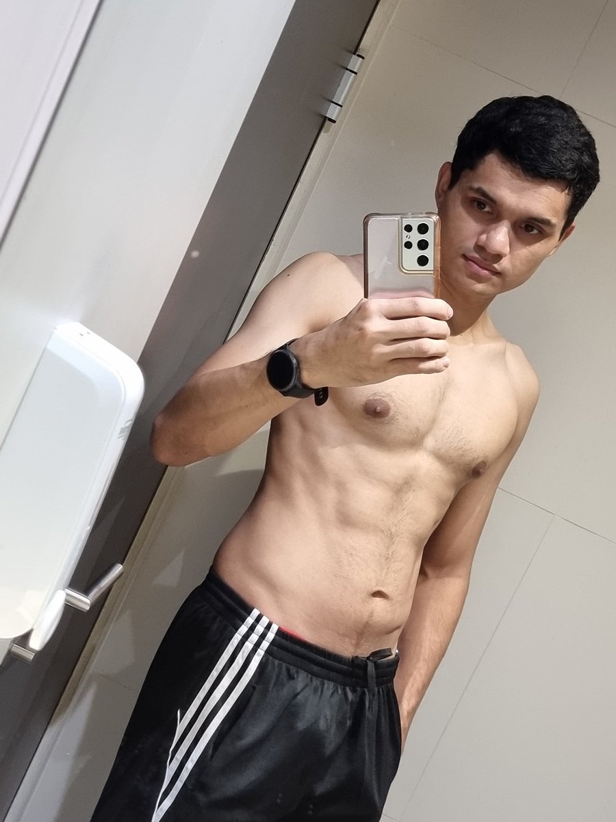 WinMM_M's tweet photo. Body check 😁😁😁 #body #bodycheck #fitness #fitnessmodel https://t.co/Xg5yqvfxud