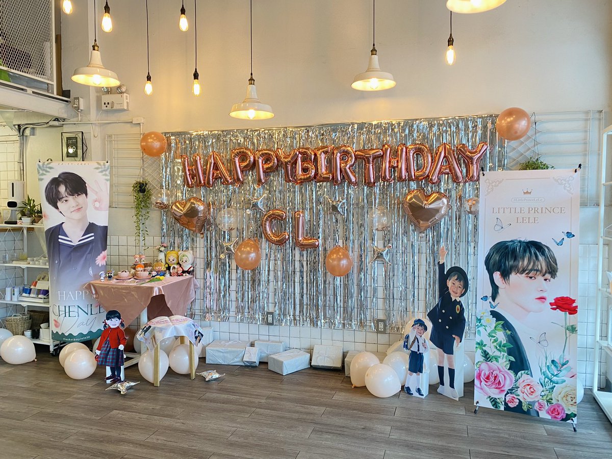 movylodge's tweet photo. Chenle's birthday cafe event on 19 Nov 2022, so cute 💓💓

#CHENLE #천러 #钟辰乐
#HAPPYCHENLEDAY
#Movylodge #Movycafe 
#Eventcafe https://t.co/JhfKlfFd1H