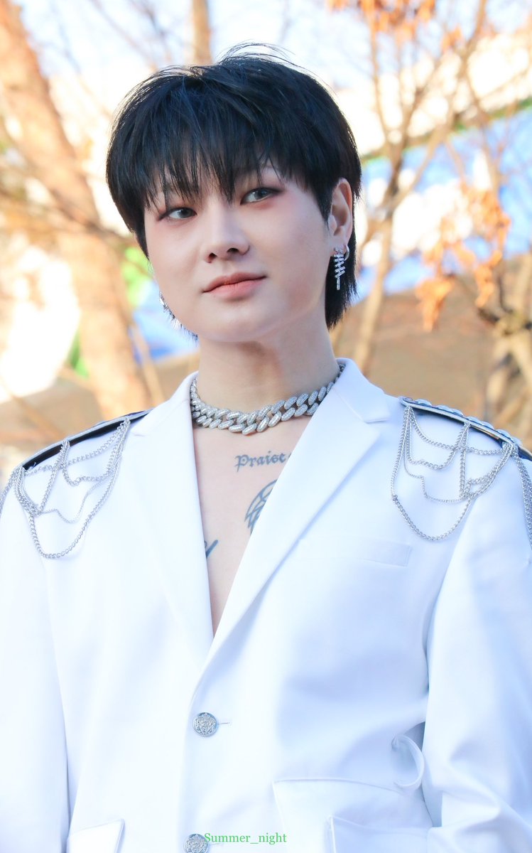 dhssource's tweet image. #한세 221120 © summer night