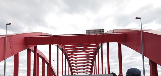 神戸マラソンといえば、この橋

行け、あのヤロウを斬り伏せろ 