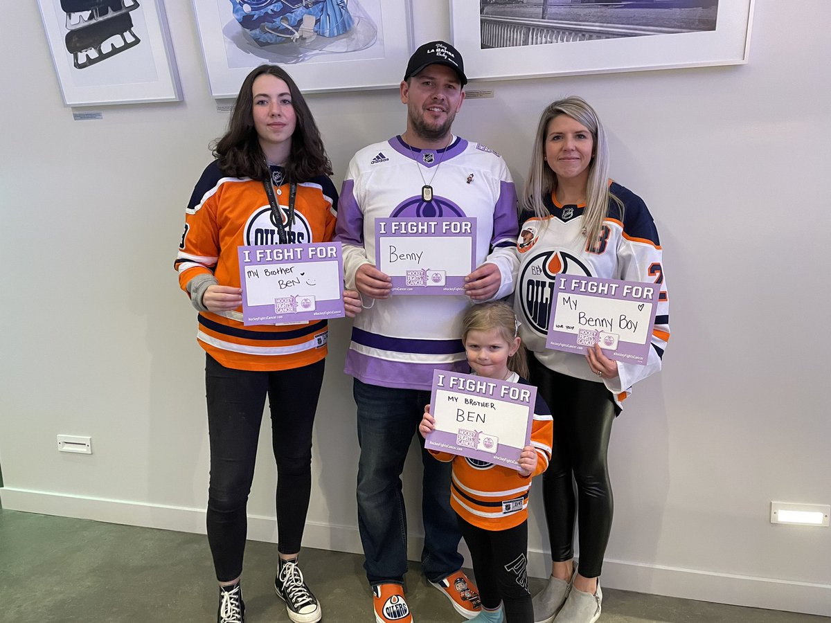 Remembering Ben at tonight’s Hockey Fights Cancer game. Thanks for the Benny love <a href="/EdmontonOilers/">Edmonton Oilers</a> #BenOilersStrong #FightLikeBen