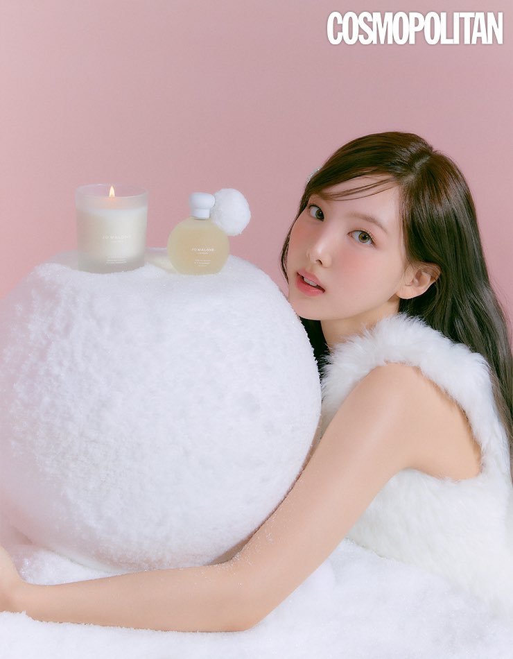 JYPETWICE's tweet photo. NAYEON &amp; Jo Malone London &amp; COSMOPOLITAN KOREA

https://t.co/VHhJbRVF0U

#TWICE #트와이스 #NAYEON #나연 #jomalonelondon #cosmopolitankorea #광고 https://t.co/r1dJ0zAGmn