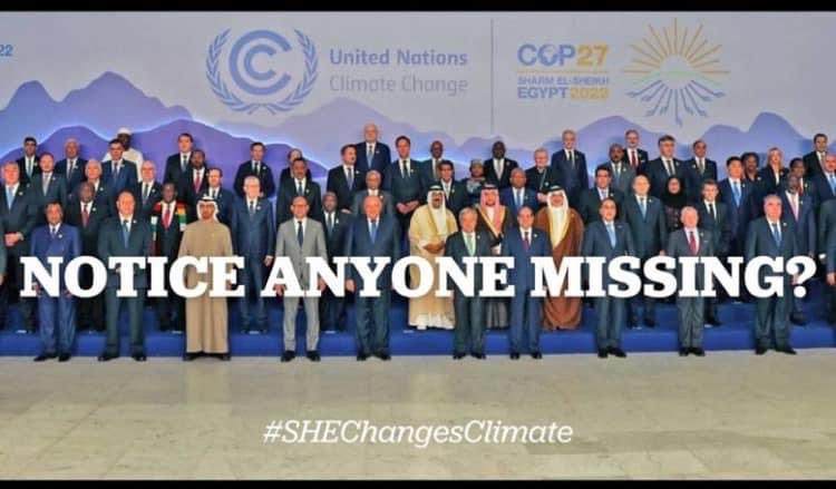 Det lär bli mycket bilder på män i kostym sista dagarna av #COP27 när slut-deal presenteras - Stiell, Kerry, Sharma, Timmermans, Xie… Viktigt då att lyfta de otroligt skickliga kvinnor som levererat lösningar. 🧵