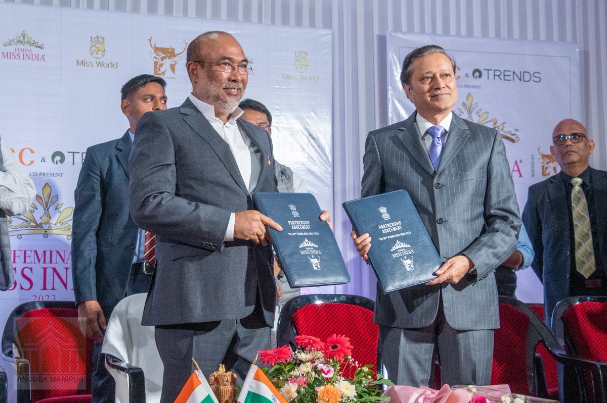 ManipurAnouba's tweet photo. Femina Miss India 2023 Finale to be hosted in Manipur!
Hon'ble CM Shri @NBirenSingh signed the partnership agreement with @timesofindia to host the Grand Finale of the Femina Miss India 2023.
This is the first time that Miss Femina India will be held in the North-East.
#missindia https://t.co/NkQhDu1Lyd