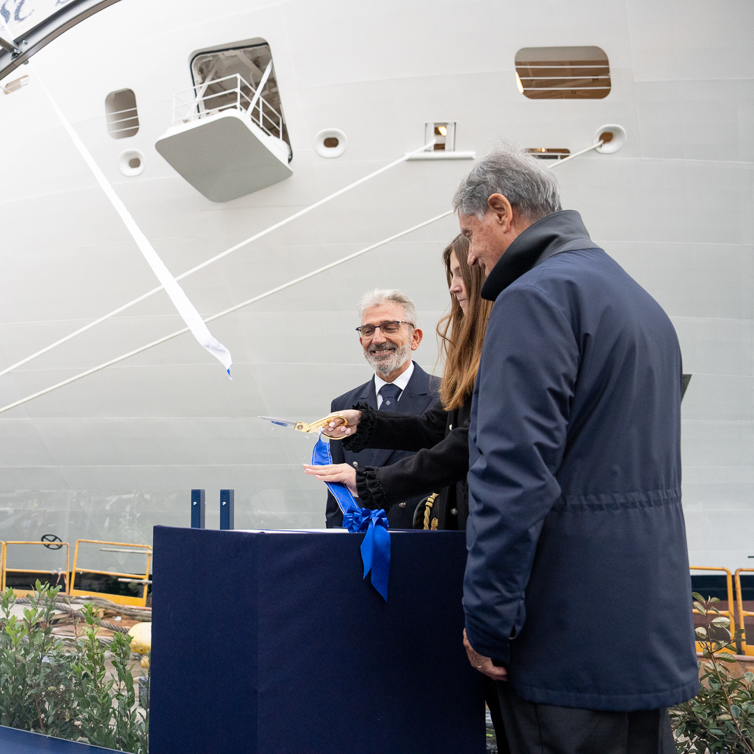 MSCcruisesSA's tweet photo. Four of our favorite moments from MSC Seascape's Delivery Ceremony! She now sets sail to New York City for her Naming Ceremony on 7 December ⭐️ #NewHorizonsAtSea
Photos by @ivansarfattiphotographer
@Fincantieri https://t.co/TLyj5HQ6a7