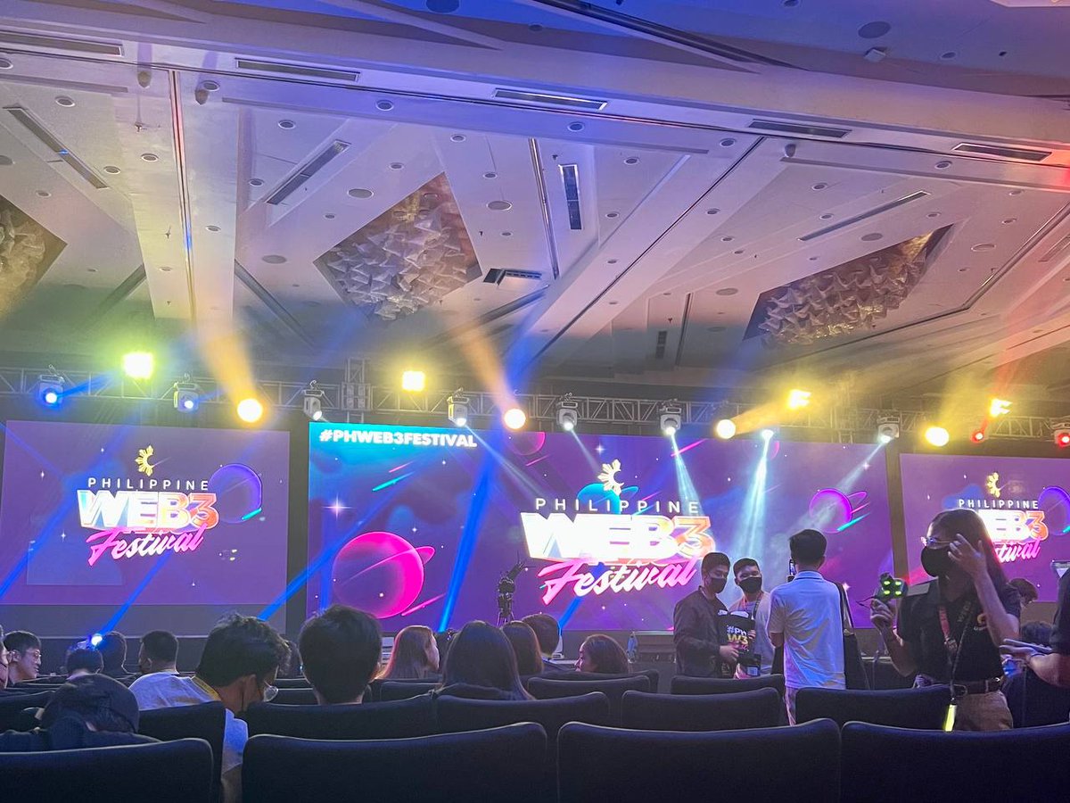 canoe_finance's tweet photo. Our CMO's week at @PHWeb3Festival is over. 🇵🇭

We're pleased to be a part of the mobile revolution in developing countries.

The festival was a whirlwind of panels, workshops, and networking events that brought together the best minds in #Web3 🤘

#PHWeb3Fest https://t.co/oMRtdgNA9B