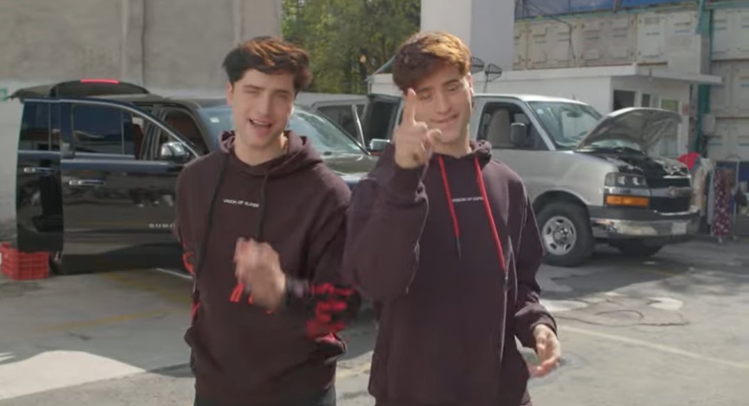 lvs_harryiebr's tweet photo. Amo amo amoooo que estén de vuelta con pranks 🫶🏼
 #MartinezTwinsEnMTV #MartinezTwins https://t.co/5YCvXBLGNC