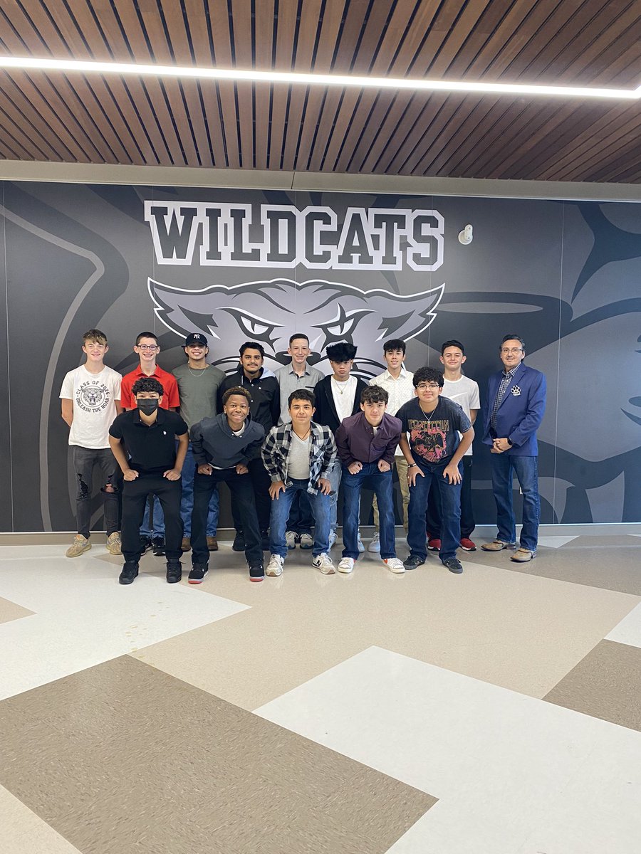 Looking forward to the upcoming season, here are some proud Wildcats! ⚽️