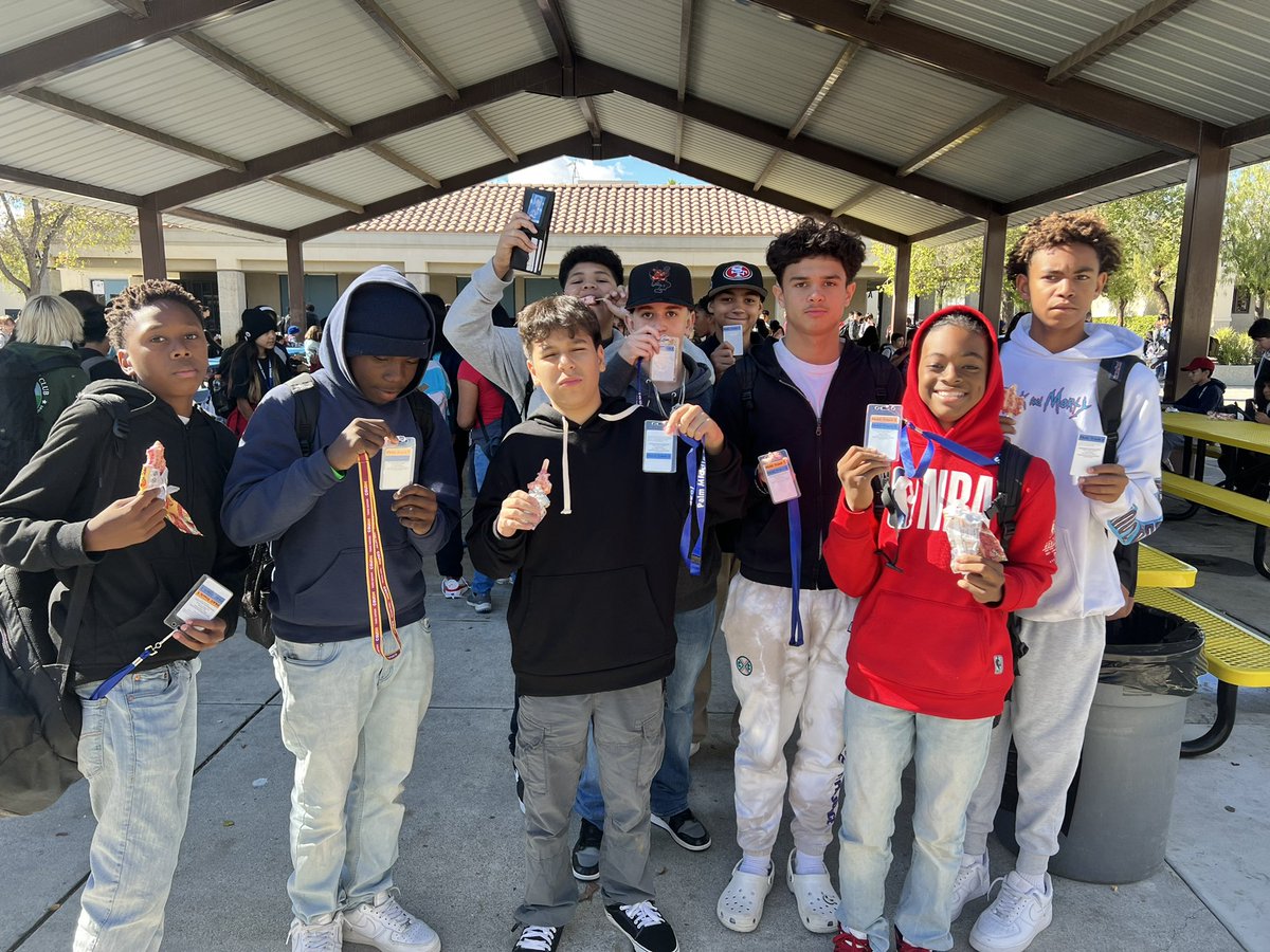 Palm Middle School tweet media