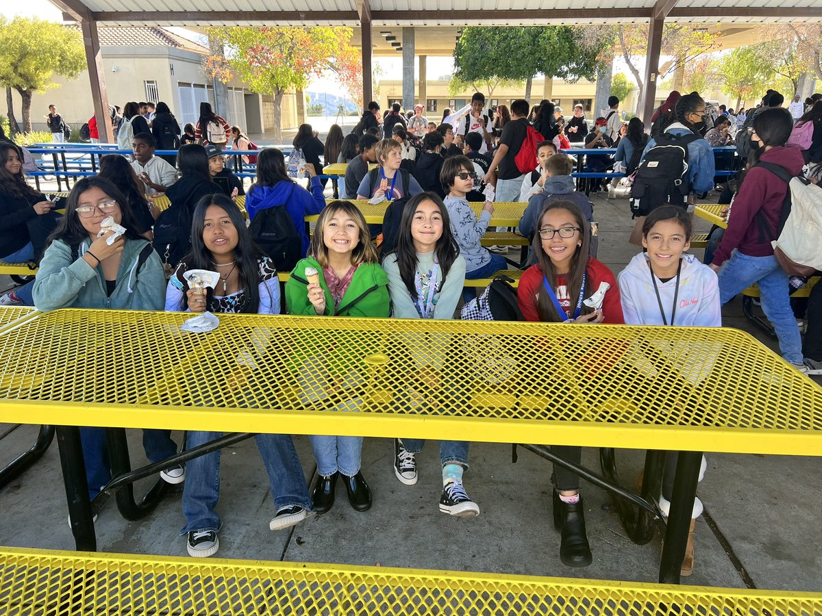 Palm Middle School tweet media