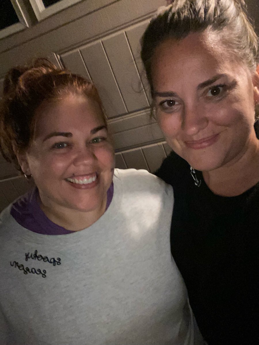 JMGUZ78's tweet photo. Everyday these ladies inspire me and I couldn’t be more thankful for each of them ❤️#thankfulshark @PrincipalShark @SalemSharkTank https://t.co/gWmm0NUWRc