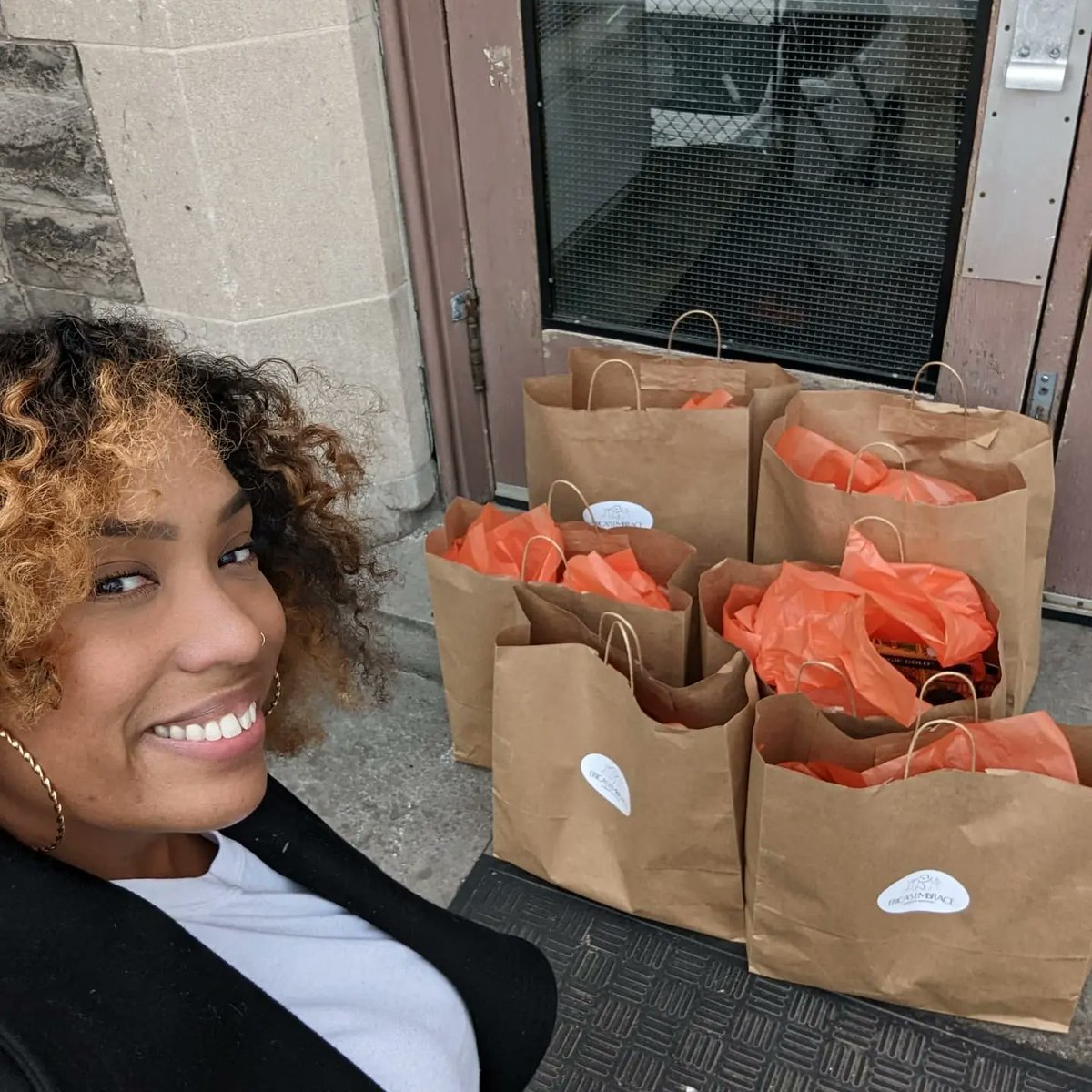 EmbraceErica's tweet photo. Donations dropped off in Hamilton!!! Thanks to the staff @GoodShepherdHam for connecting with us and accepting these donations of Black hair care products! https://t.co/8koCogrrjd