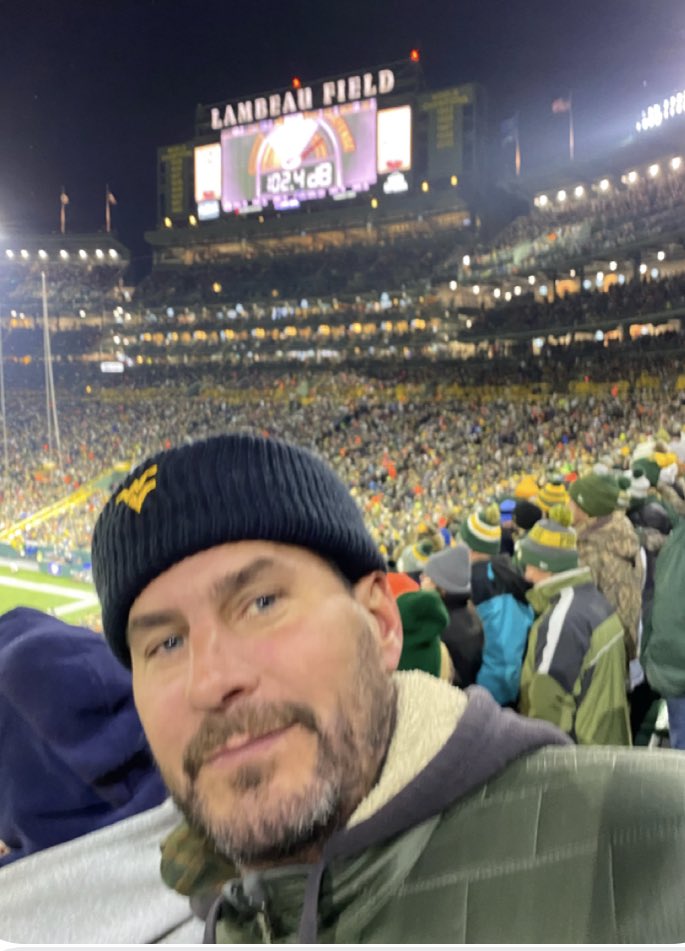 MarcBulger10's tweet image. At Green Bay tonight. Still repping WVU.