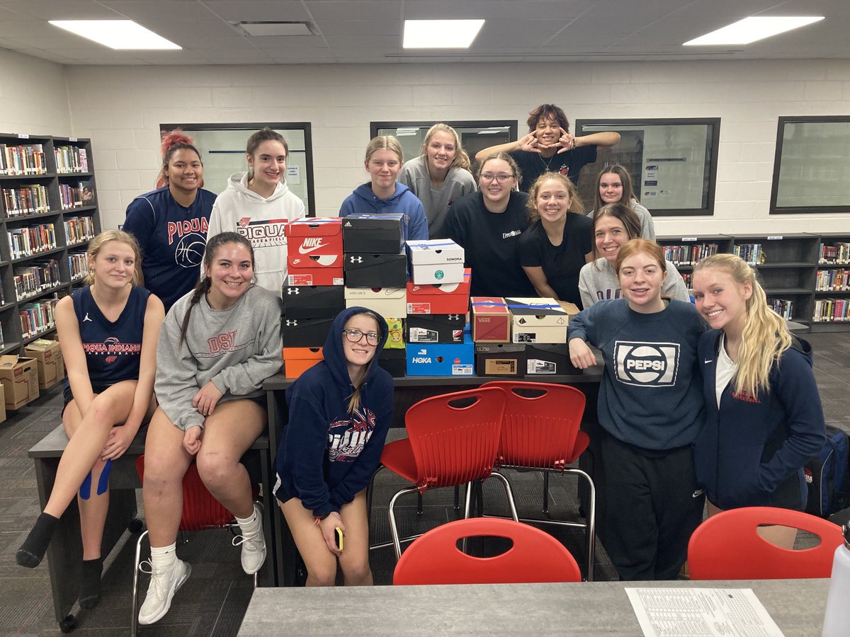 PiquaGirlsHoops's tweet photo. Lady Indians participate in the Shoebox Christmas today where they filled 18 shoeboxes. This is another one of our Memorial Days! Doing things for others to make good memories for them! 18 more children will now get to have some great Christmas memories this year!
#TheIndianWay https://t.co/WdI2fQAfQ1