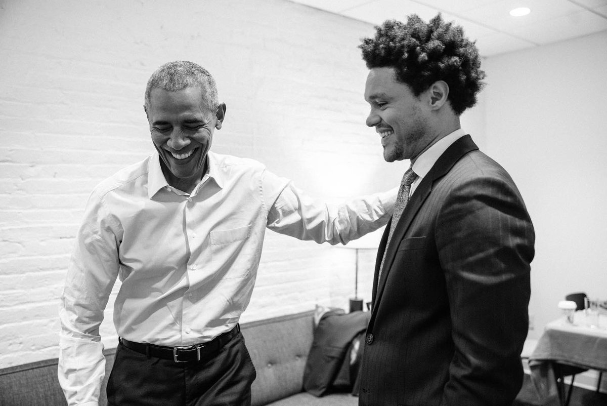 TheDailyShow's tweet photo. Backstage with President @BarackObama! https://t.co/RlM8lVSGZw