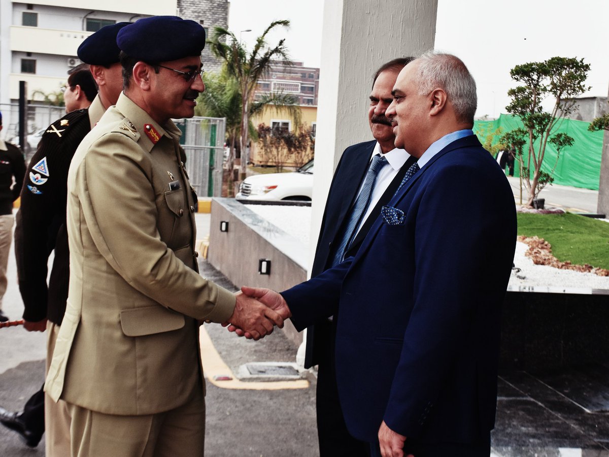 73Faisal's tweet photo. Quarter Master General, Lt Gen Asim Munir Ahmed Shah HI(M) inaugurated the DCI MSOM &amp; SPORTS COMPLEX designed by our firm Faisal Arshad + Partners #qmg #msom #dci # https://t.co/hsWRXEwVlq