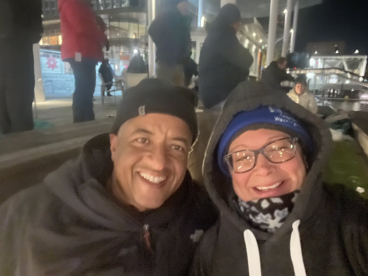 ElaineKTurville's tweet photo. Donate to end youth homelessness #CovenantHouseDC #SleepOutDC @CovenantHouse @AFCEABethPrez @AccentureFed @Accenture_US https://t.co/l3AT2ZQc3v https://t.co/vpUt6p33F8