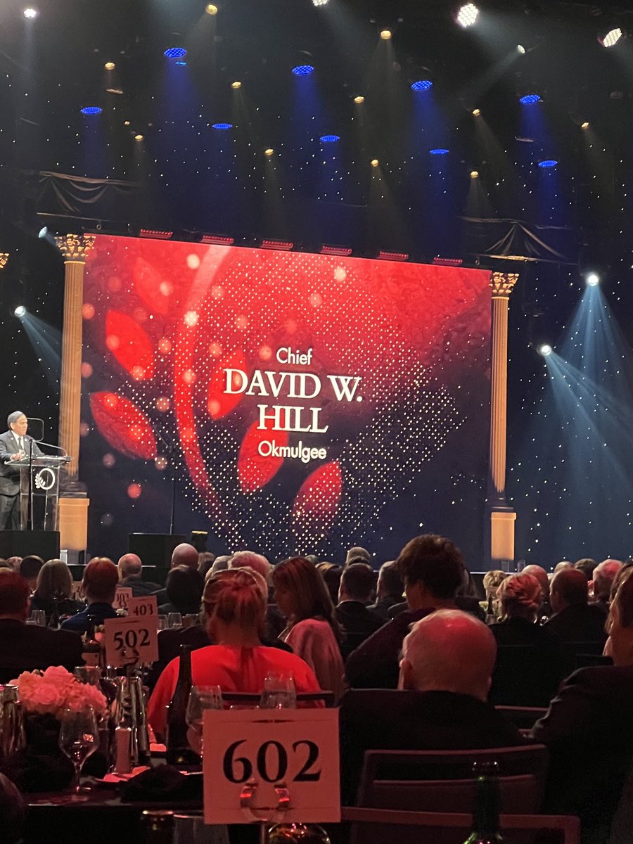Amber_Sharples's tweet photo. “As a student of Tulsa Public Schools…we had arts education and felt valued…arts education in schools built mental muscle…” -⁦@JoyHarjo⁩ #OKHoF https://t.co/i5jCbHk7Zz