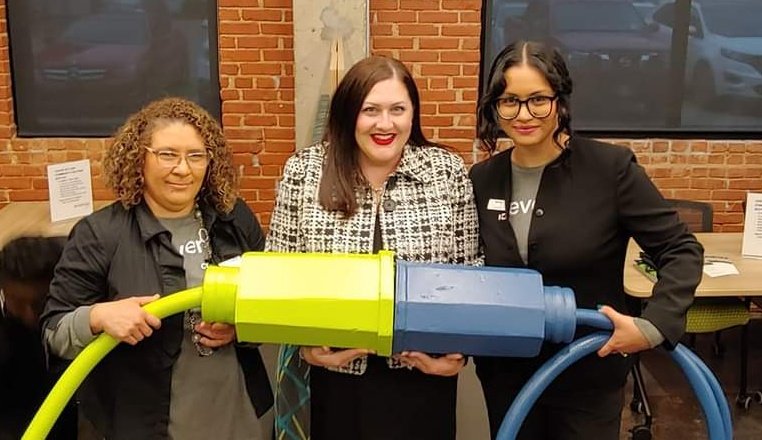 Amanda Duncan tweet media