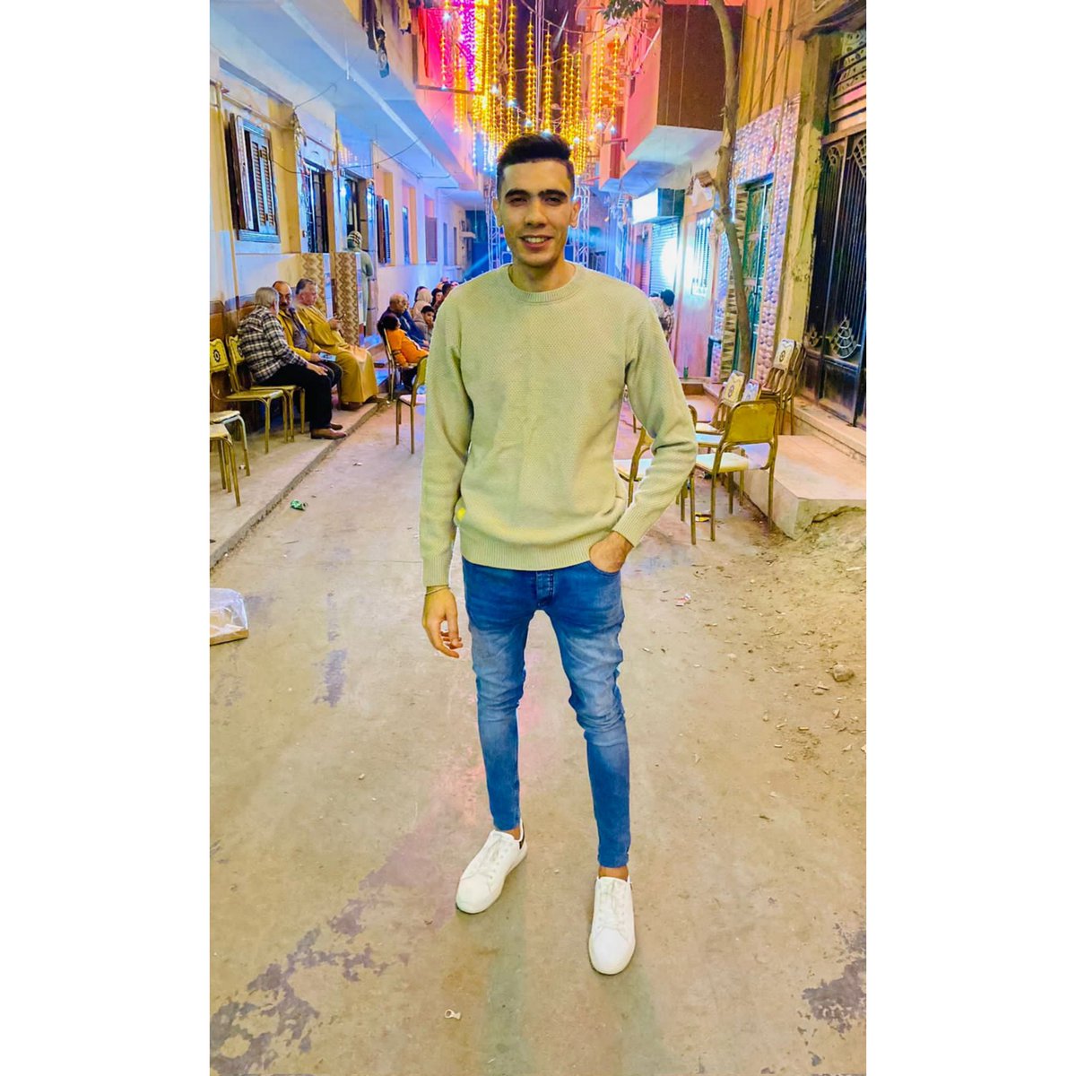 el3bady7's tweet photo. مش دهب بس غاأوي لمعااأن.🧿✨🤍 https://t.co/XyYAEq5Kat