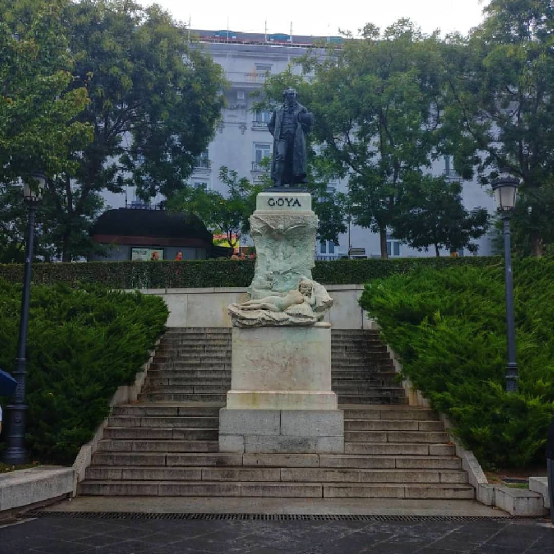 onlykspirit's tweet photo. Credit
@sheridevi_
Parque del Retiro
#spain #park #Retiro #monuments
#lake #boat #fontans
#trees #sunset
#clouds #lion
#Levi
#LEW
#Madrid 👈👈
☁️☁️ 🦁 ☁️☁️☁️
#impressive https://t.co/f4UVu2IdCj