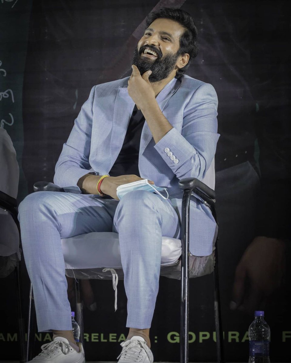 DharampuriK's tweet photo. Happy morning to all ❤️✨

That smile 😘

#AgentKannayiram #AgentKannayiramFromNov25 #Kick https://t.co/dpzsdy8er3 https://t.co/cXUtXqASyl