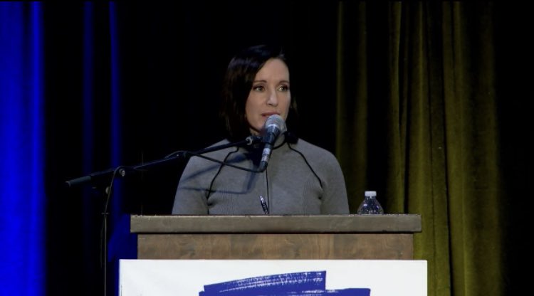 CovenantHouseTO's tweet photo. Amanda Lang, Chair of the Covenant House Board of Directors, discusses the importance of the #ExecSleepOutTO &amp; introduces her fellow board members. https://t.co/VYGVE15Pdg