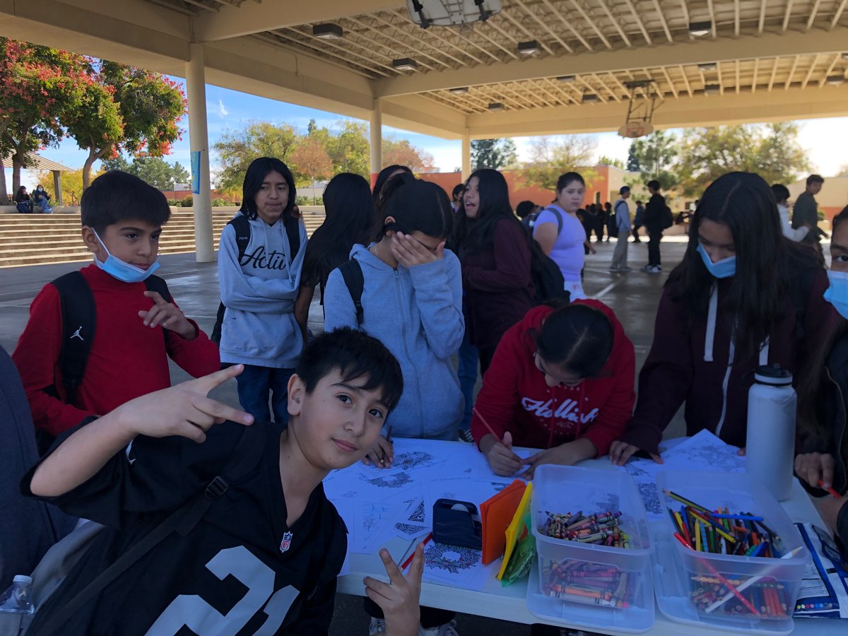 Sunnymead Middle School tweet media