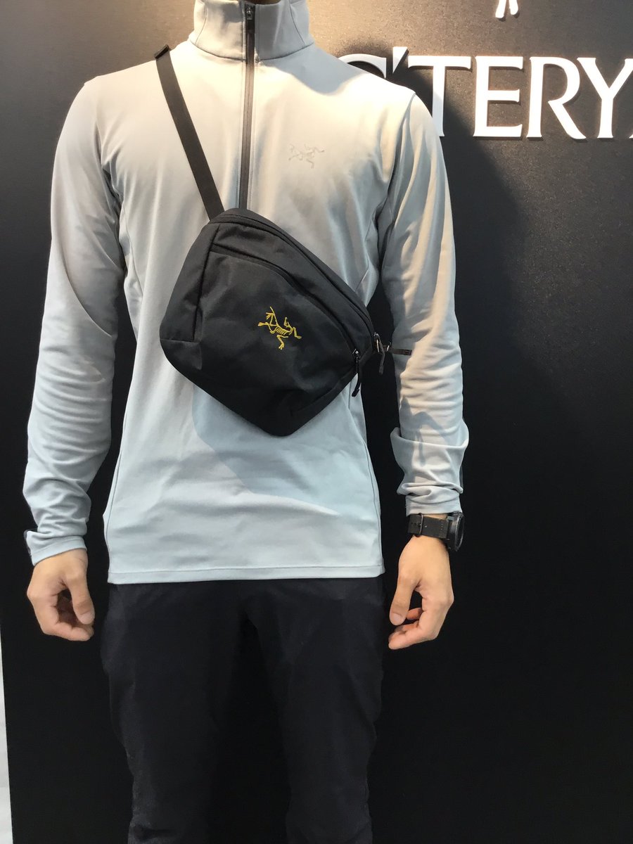 ISGwhite's tweet photo. アークテリクス新宿西口店コーナーです。
マンティス2が再入荷いたしました。汎用性の高い2.5リットル容量のウエストバッグです。
#アークテリクス #Arcteryx #石井スポーツ #登山コーデ #登山ファッション
#石井スポーツ新宿西口店 #登山が好きな人と繋がりたい #マンティス2 #Mantis2 https://t.co/HKJA8dHG2G
