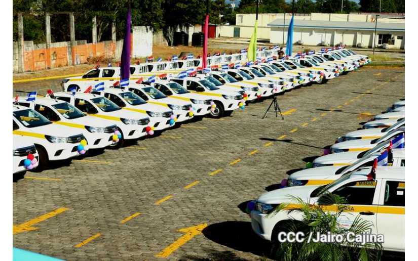 Camionetas que llevan salud para el pueblo en #Nicaragua. Continúan los proyectos y planes en desarrollo. #PrensaPopular #Carazo #UnidosVencemosVenceremos <a href="/MinsaNicaragua/">Ministerio de Salud Nicaragua</a> <a href="/PrensaPopulr/">Prensa Popular</a>