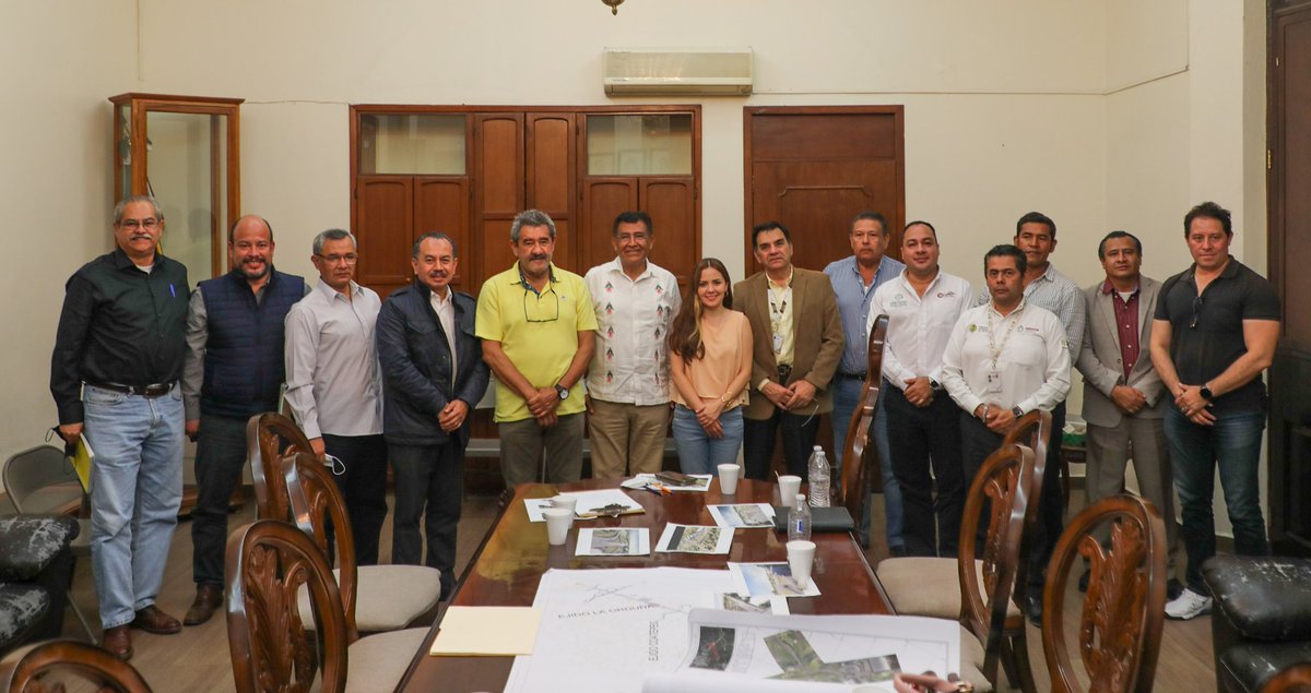 Por instrucción del gobernador <a href="/CuitlahuacGJ/">Cuitláhuac García</a> seguimos trabajando en el proyecto de la segunda etapa del libramiento Coatepec, esta obra será se gran beneficio para nuestra ciudad y municipios aledaños.

Estamos trabajando en acciones sin precedentes para transformar a Coatepec.