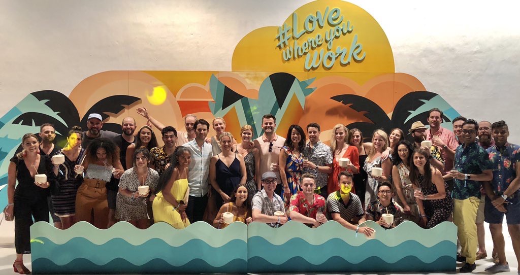 sethrobot tweet media