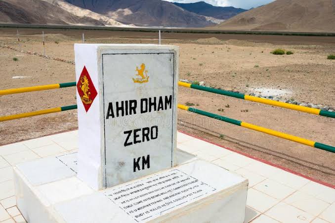 #रेजांगला_शौर्य_दिवस 
#अहिर_रेजीमेन्ट_हक_हैं_हमारा