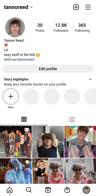 If Twitter actually dies, I'll probably be on Tumblr/Reddit, but follow my IG in the meantime ❤️❤️ https://t<a href="/tag/newprofilepic"class="tags"><span>#newprofilepic</span></a>