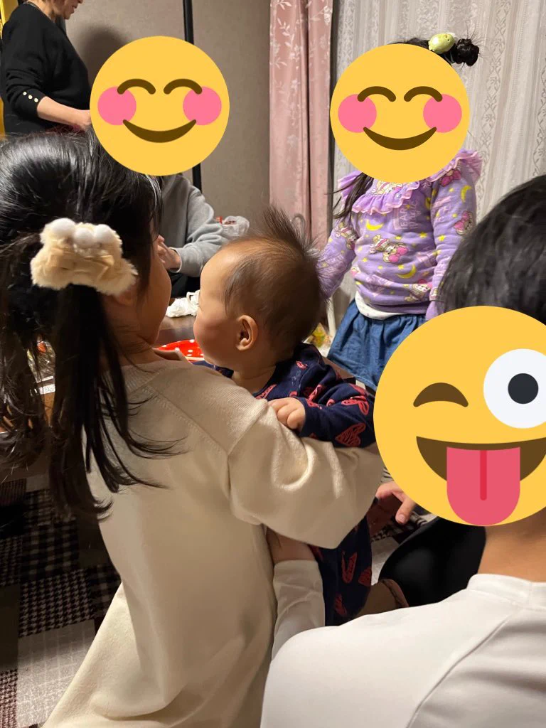 長女に可愛すぎて固定資産税かかりそうだな！💪💢
いよ！銀河一の美少女💪💢
そのまま大気圏までチンニングしろよ💪💢
って言い続けたら自らトレーニングを申し出て、6歳で乳児の世話をするように💪😢👧🤝👶
筋肥大を狙う前に、まずは自己肯定感から肥大させてあげること、これも、技術のうち💪😉👧💕  