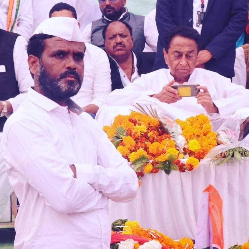 भारतीय राजनीति के वरिष्ठ नेता,संविधान के सच्चे साधक,ओबीसी हितेषी,कर्मयोगी,कुशल संगठक मान.अध्यक्ष,मप्र कांग्रेस कमेटी,श्रद्धेय श्री कमलनाथ जी को जन्मदिन  की  बहुत बहुत बधाई शुभकामनाएं..!!

#Kamalnathji