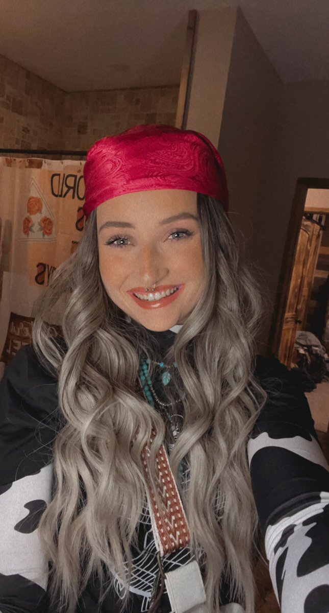 Madisonhere_'s tweet photo. 🖤 https://t.co/2k5hZhxQZk