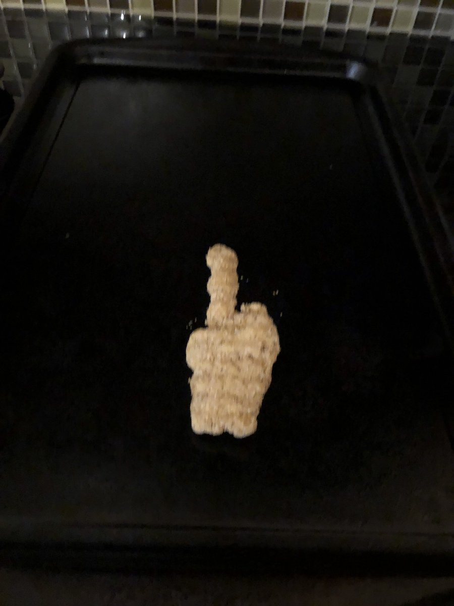 TorryCourte's tweet photo. My wife just found this in a box of @Pintysfoods. Now that’s what I call a chicken finger! She was having a bad day, and this made her laugh, it summed it up nicely. This poor chicken got the last laugh #cluckyou! https://t.co/quMuAISftF