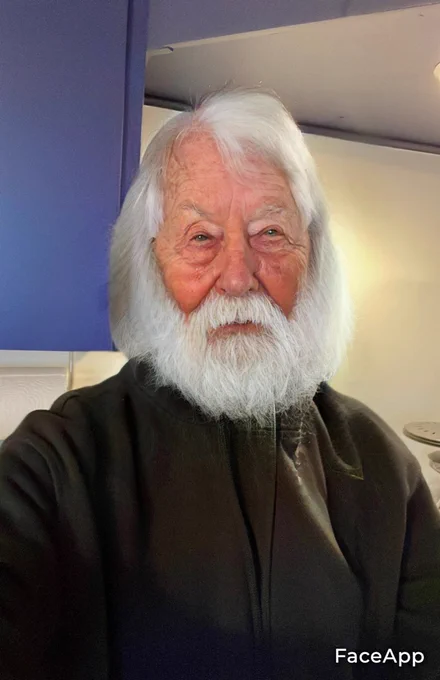 Before Twitter dies I want you to know this is who's been drawing the art (haha, what art? Yeah yeah very funny BUCKO you're really clever and funny and clever)please don't forget me. Please 