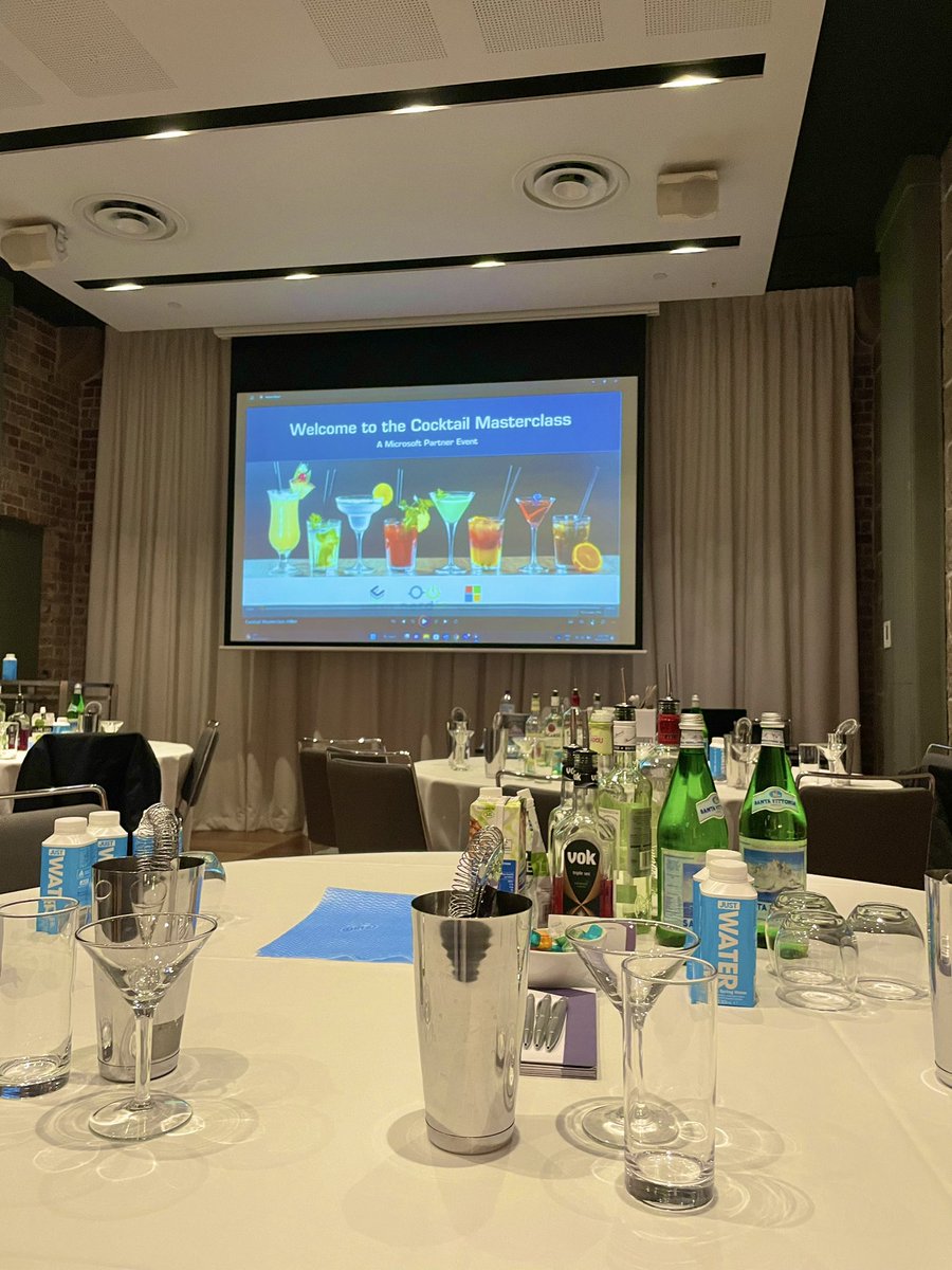cubesysau's tweet photo. @Microsoft @cubesysau @GetNerdio get together to make some cocktails together! #cocktailmasterclass #teambonding https://t.co/zI18oc1nxE
