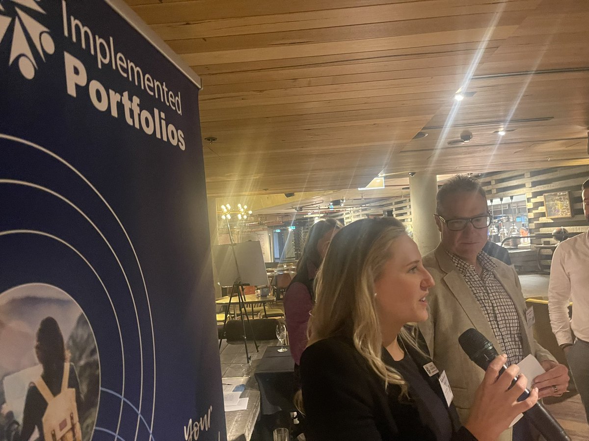 Implemented Portfolios tweet media