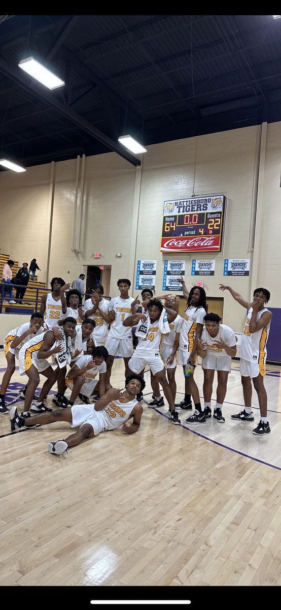 srgoso's tweet photo. Another great victory tonight against Northeast jones. @ewattz1234 @coajoe24 https://t.co/Nfa0pg5B2M