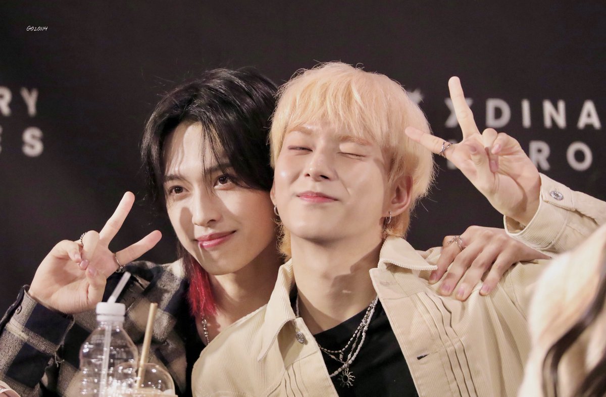 G020114's tweet image. 221117 뮤플 대면

하 이 깜찌기들🤭

#가온 #Ode #XdinaryHeroes